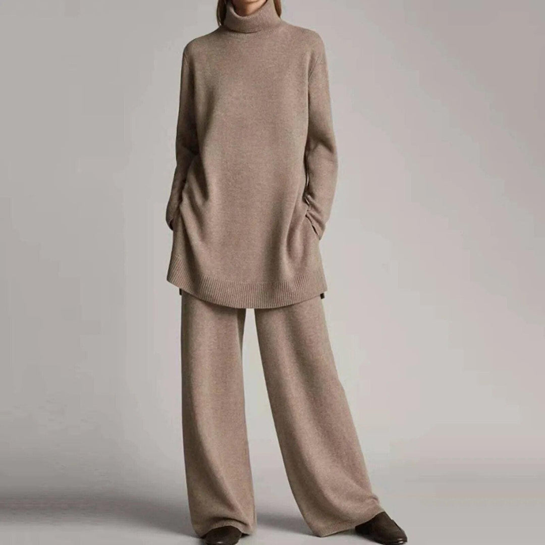 EB | Pullover mit Rollkragen und weitem Hosenbein