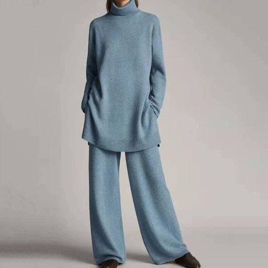 EB | Pullover mit Rollkragen und weitem Hosenbein
