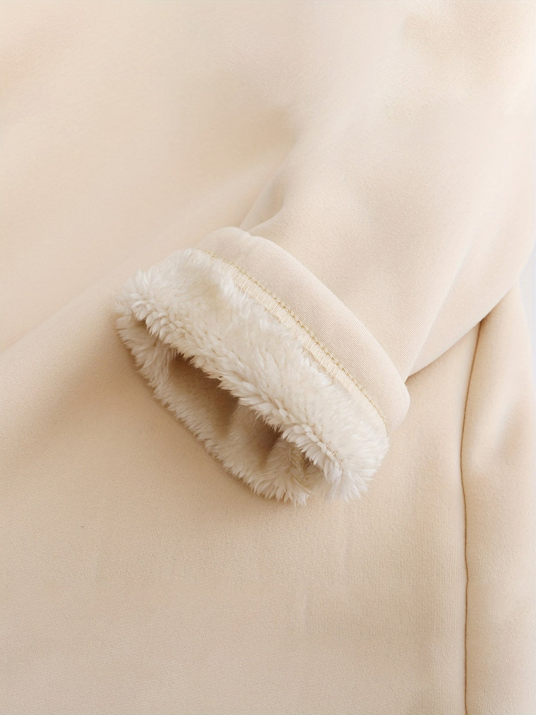 EB | Bequemes Fleece Sweatshirt