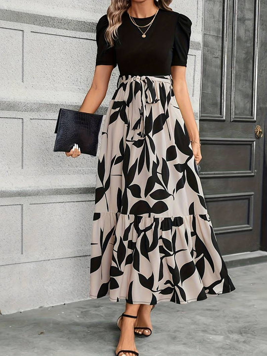 EB | Kleid mit Floralem Druck und Rundhalsausschnitt