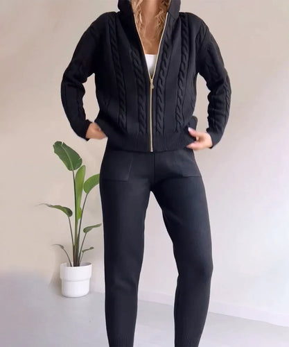 EB | Satz Aus Twist Jacquard Pullover und Strickjacke