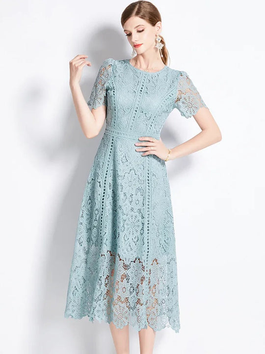 EB | Elegantes Spitzenkleid Midi-Länge