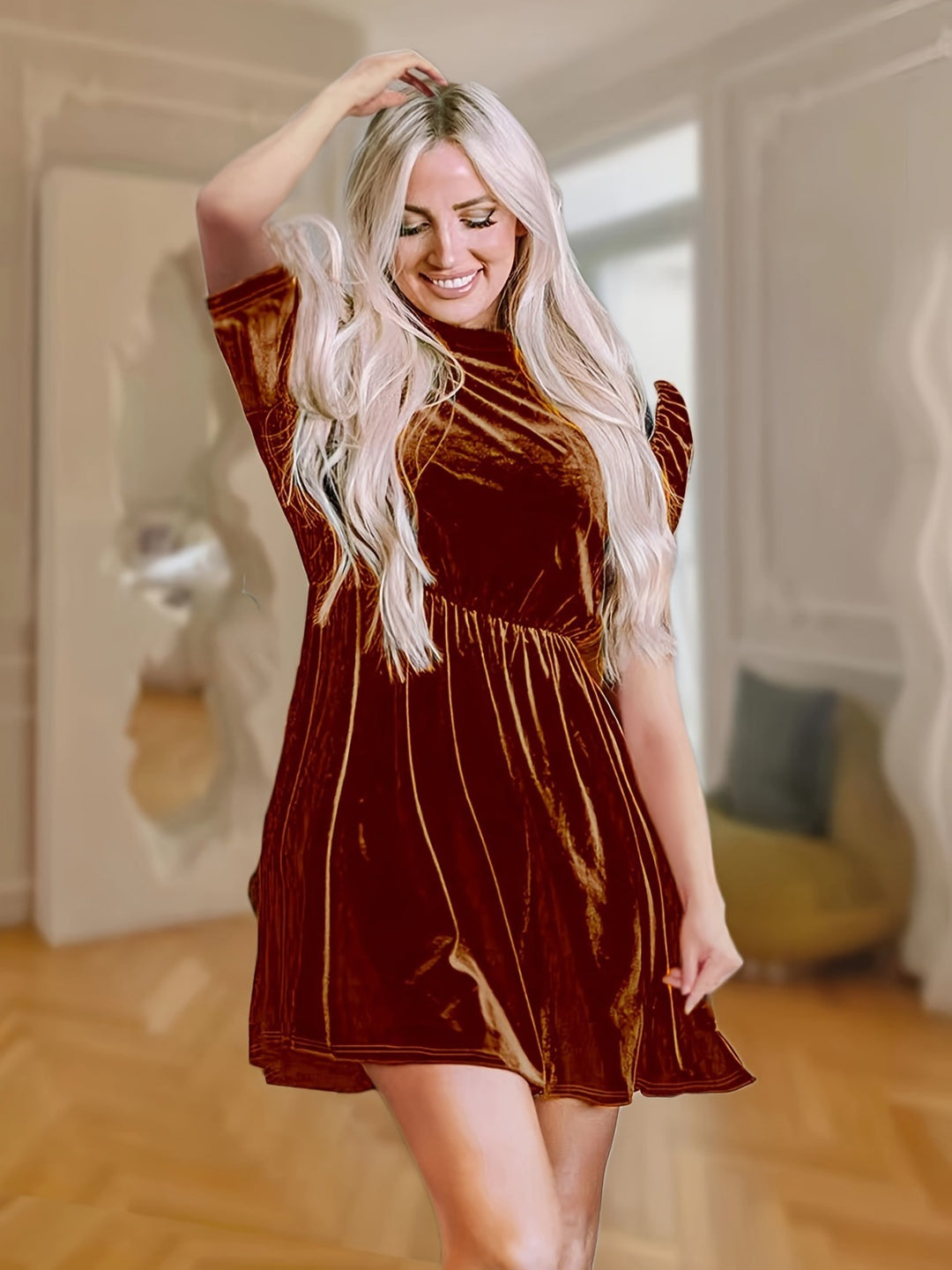EB | Einfarbiges Samtkleid
