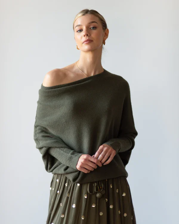 EB | Asymmetrisch Drapierter Pullover