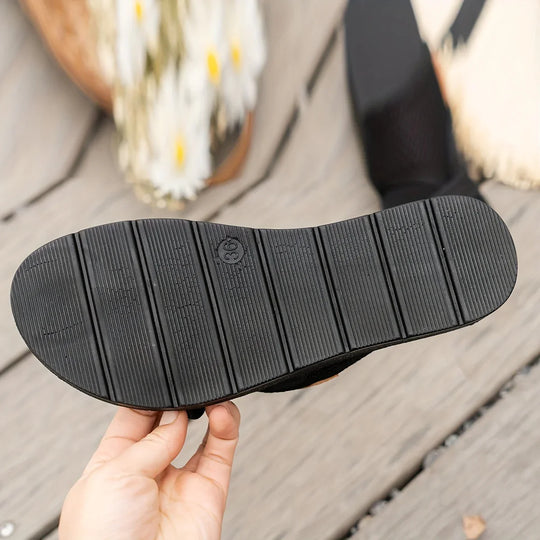 EB | Lässige Riemchensandalen