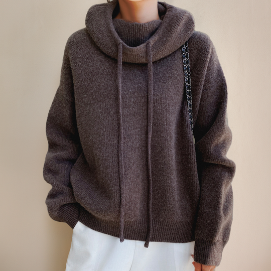 EB | Rollkragen mit Eleganter Form