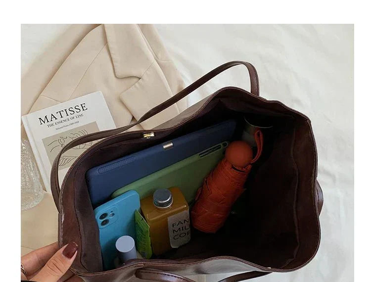 EB – Trendy Schultertasche