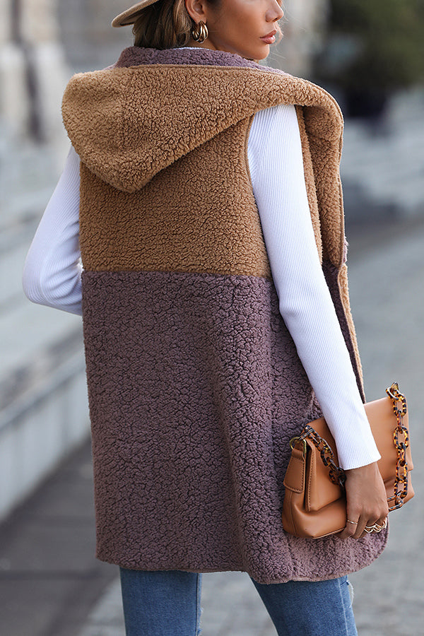 EB | Ärmelloser Colorblock-Taschenloser Mid-Length Cardigan Puff-Velours-Jacke