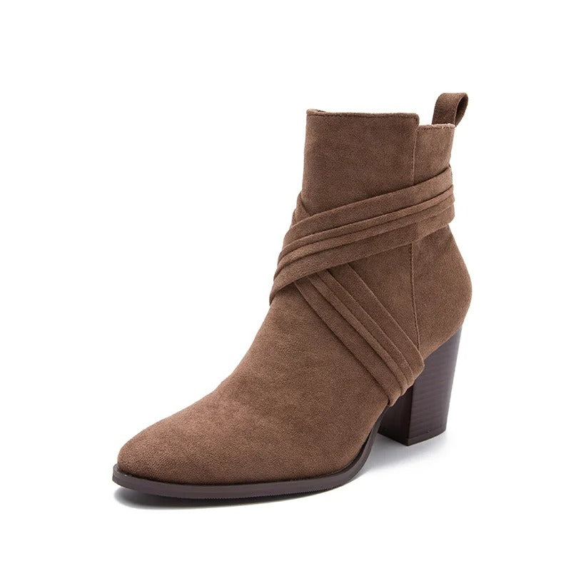 EB | Stilvolle Stiefel Für Eleganz