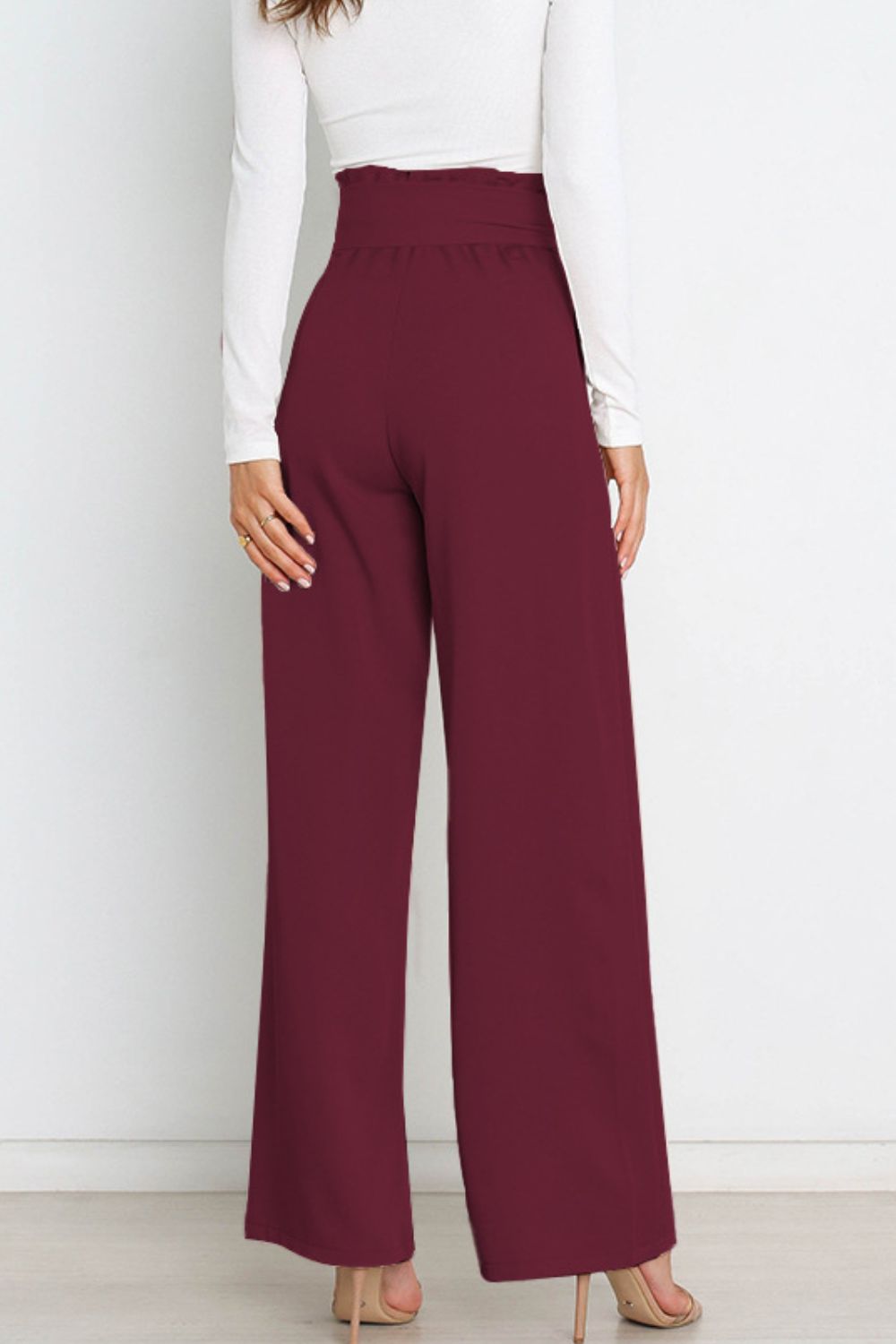EB | Hohe Taille Paperbag Hose mit Schleifendetail
