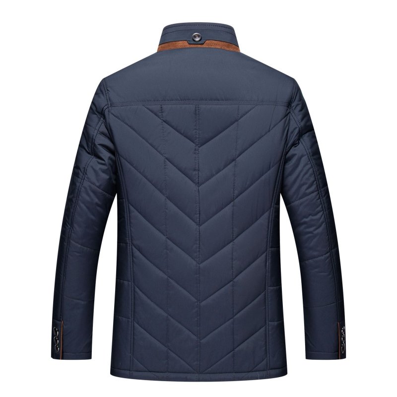 EB | Herrenjacke – Hoher Kragen und gesteppter