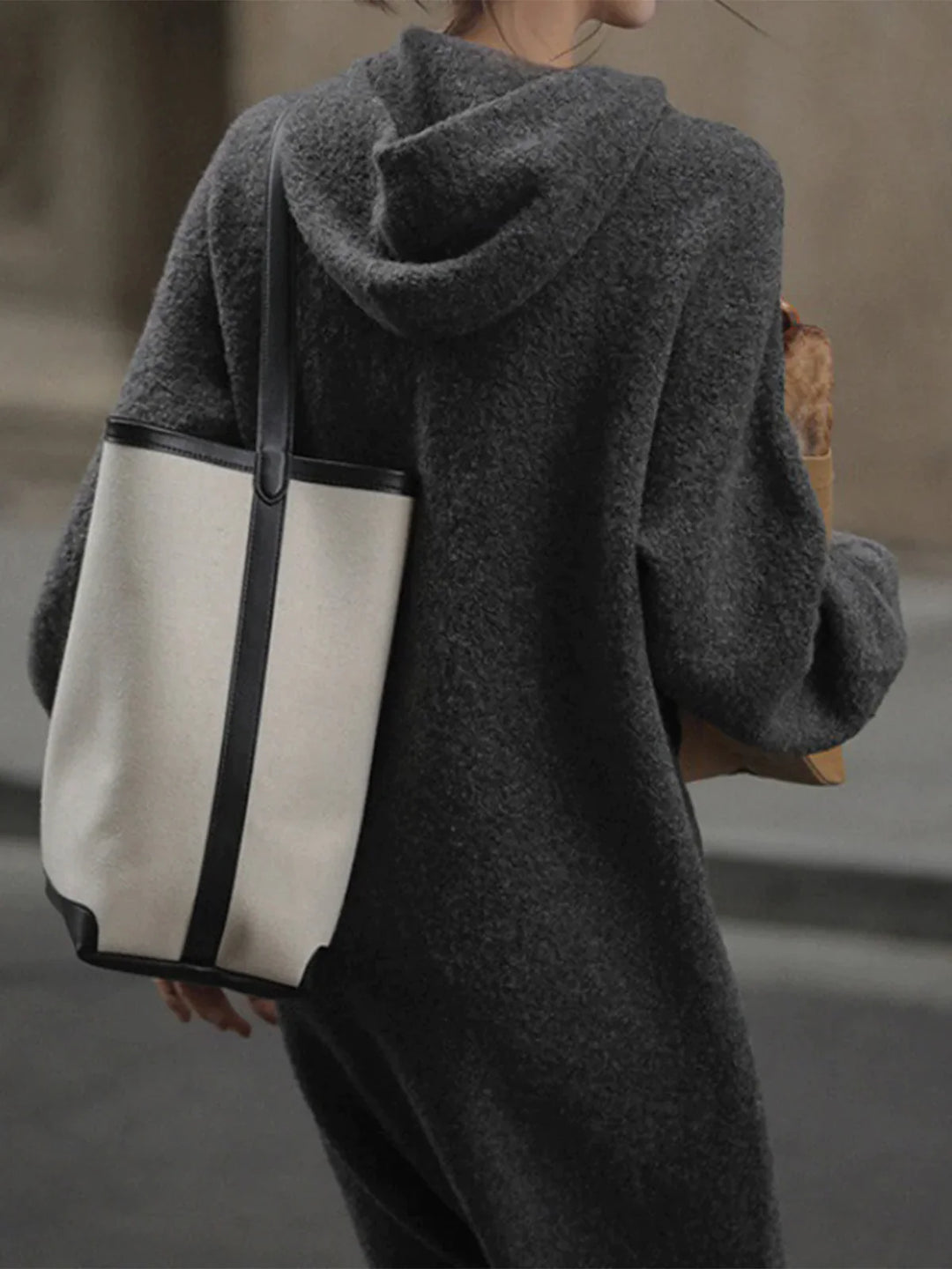 EB | Woll - Kapuzen - Strick - Midi - Kleid