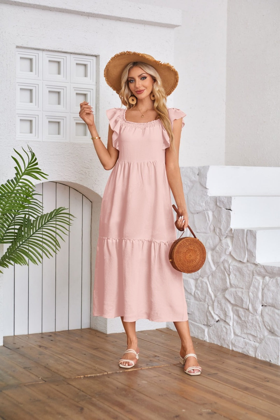 EB | Kleid mit plissiertem Saum und eckigem Ausschnitt, schulterfrei
