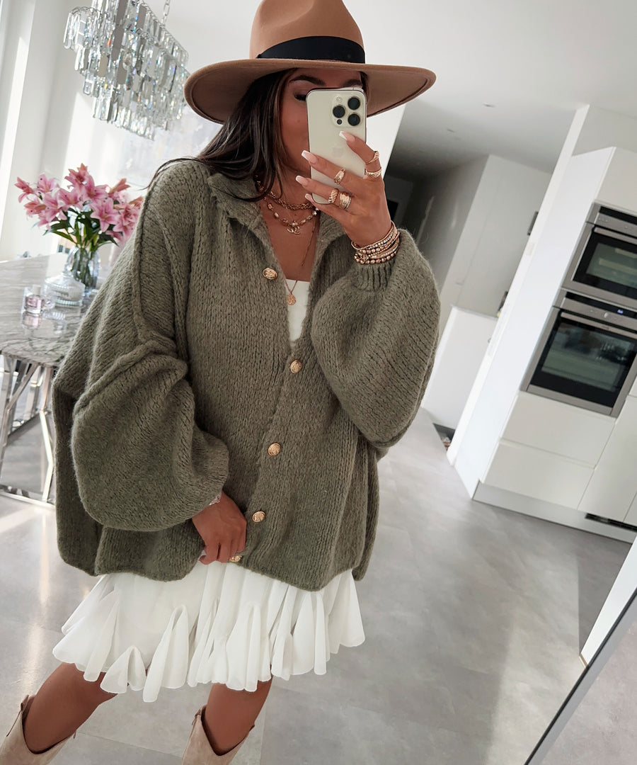 EB | Overgrößed Strickjacke