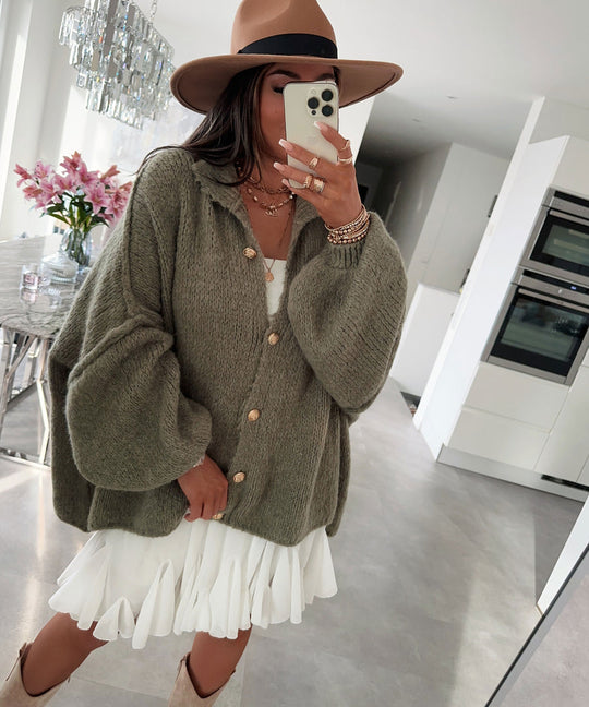 EB | Overgrößed Strickjacke