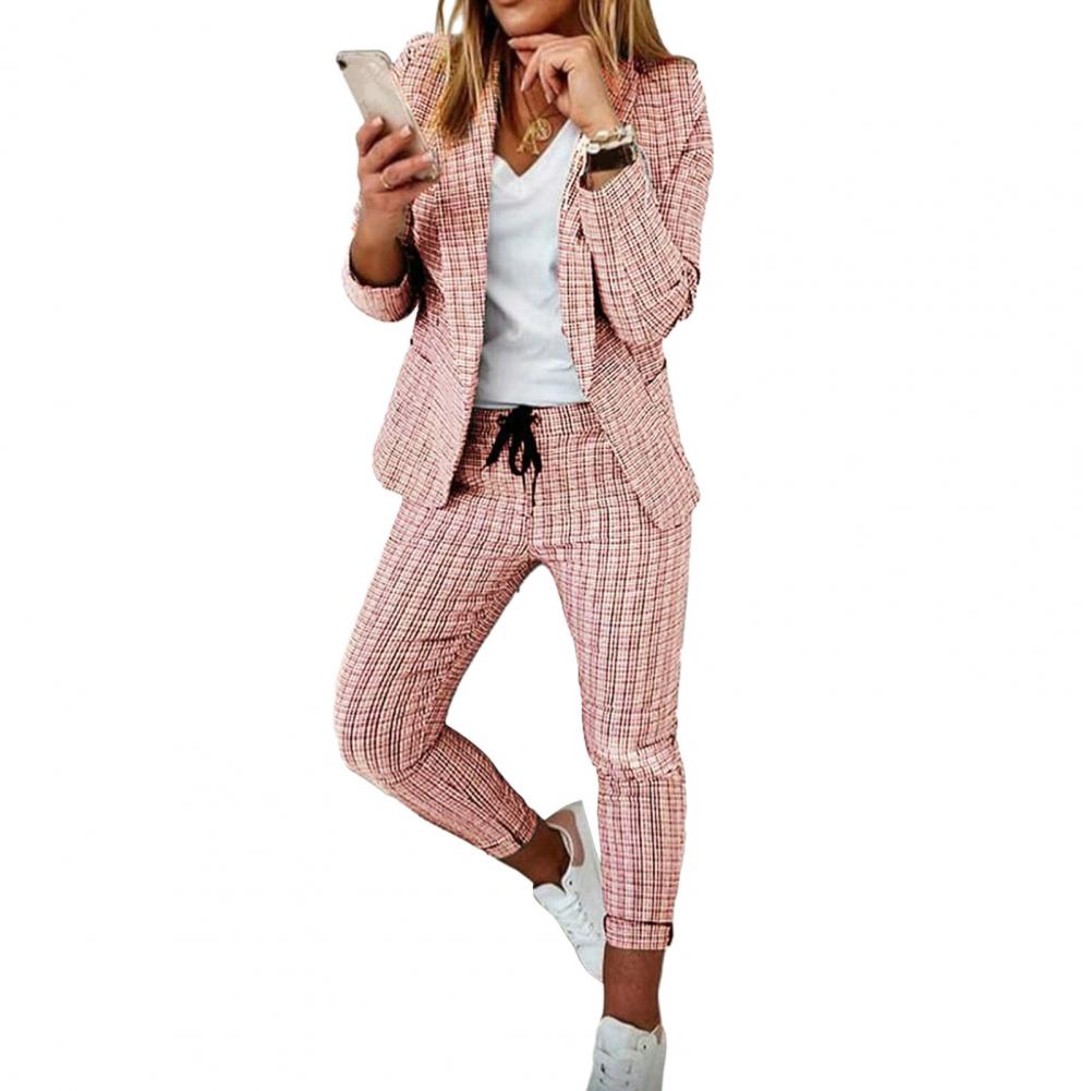EB | Eleganter Damenanzug Stilvoller Look für Jeden Anlass