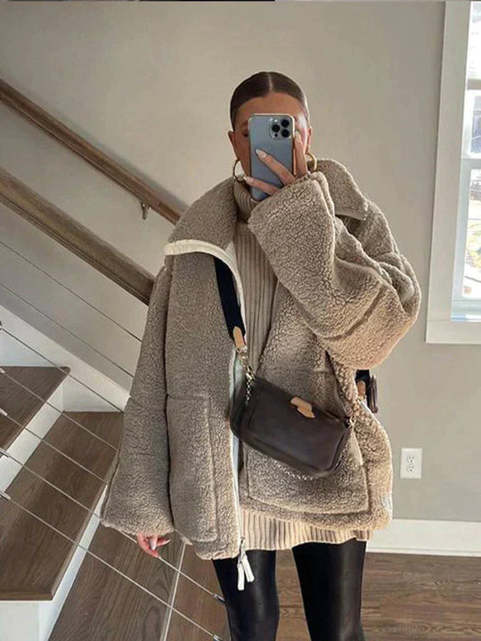 EB | Teddy-Mantel - Weicher Schaffell-Look - Oversized Passform - Hoher Kragen - Reißverschlussverschluss