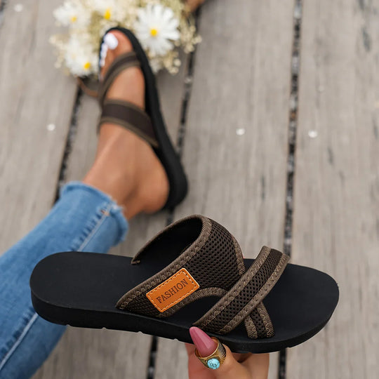EB | Lässige Riemchensandalen