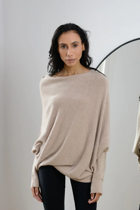 EB | Asymmetrisch Drapierter Pullover