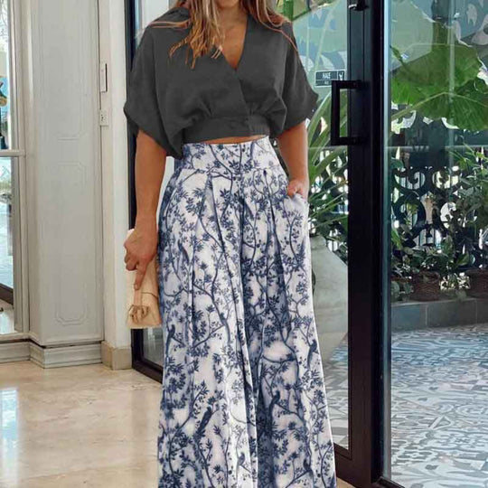 EB | Zweiteiliges Set mit V-Ausschnitt und Hose mit weitem Bein