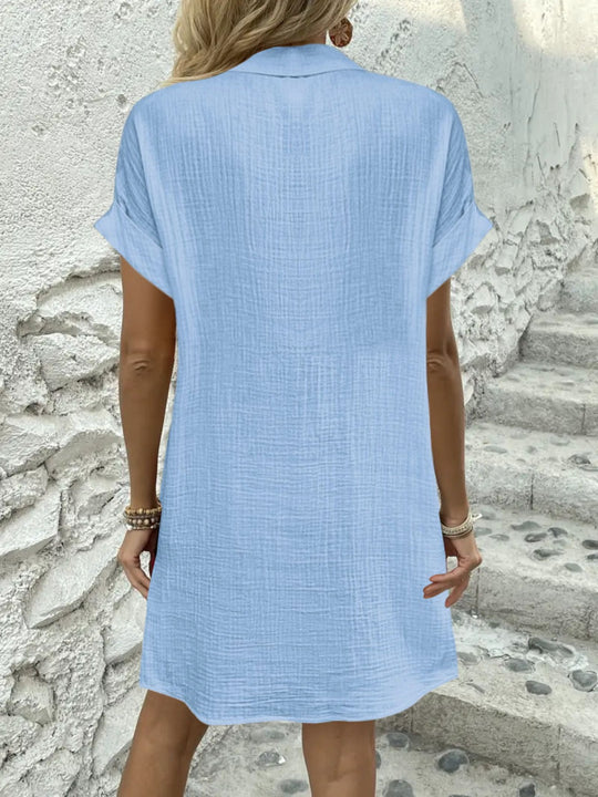 EB | Einfarbiges Hemdkleid mit Revers und Knöpfen
