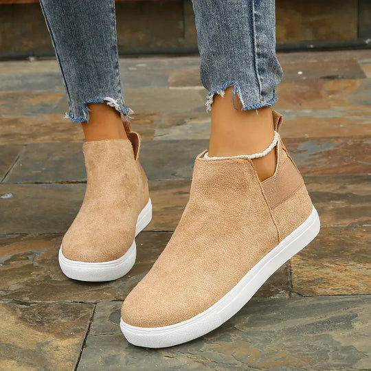 EB | Robuste Damenstiefel