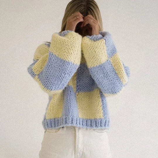EB | Gemütlicher Karo Kurzer Pullover