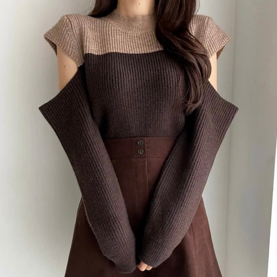 EB | Zweifarbiger Strickpullover mit Cut-Out-Ärmeln