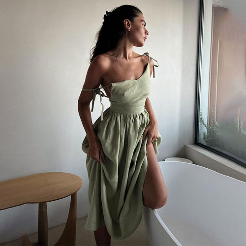 EB | Neckholder-Kleid aus Baumwolle mit Hosenträgern