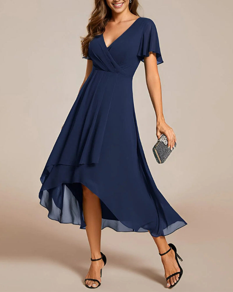 EB | Kleid mit V-Ausschnitt und Rüschenärmeln