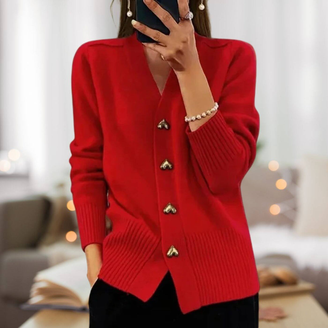 EB | Strickjacke mit Herzknopf-Akzenten