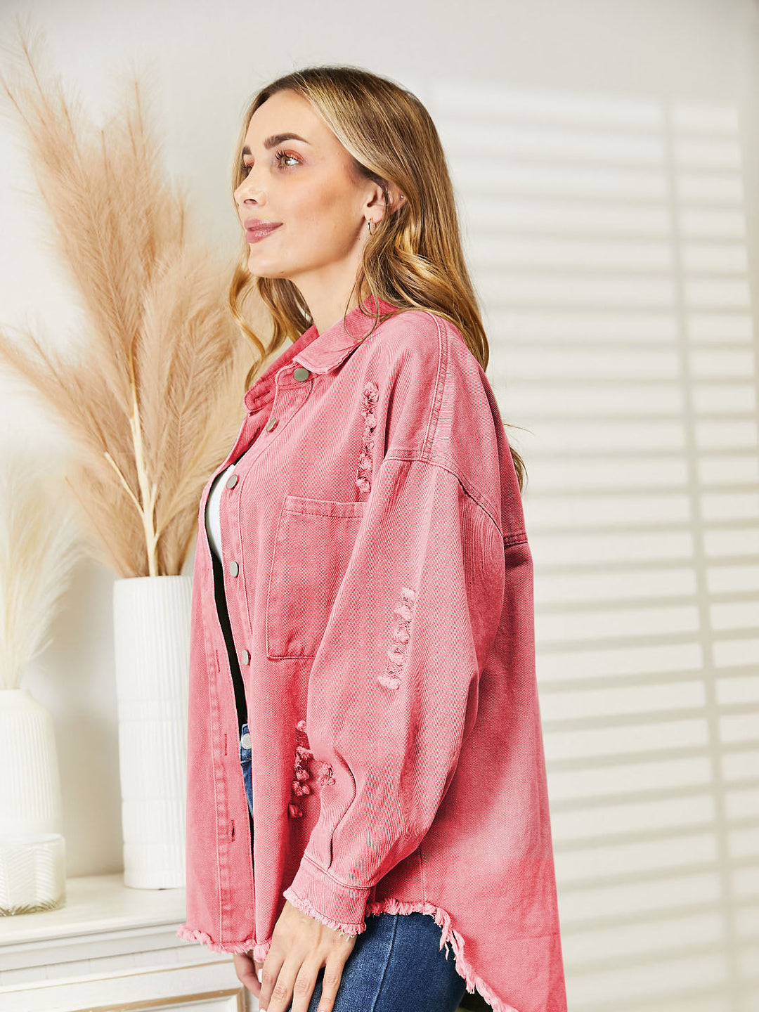 EB | Zerrissene Rohsaum-Denimjacke