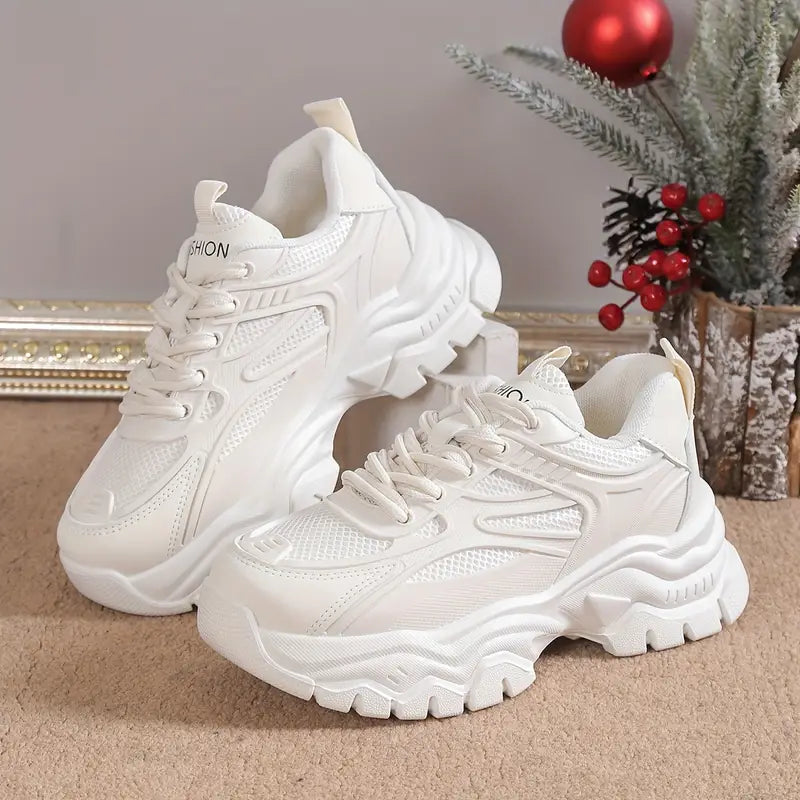 Bequeme und moderne Schuhe EB