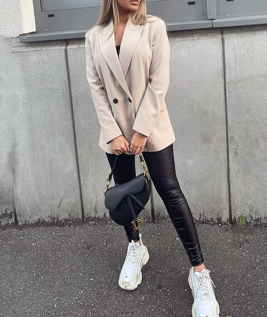 EB | Trendiger Damenblazer mit Taschen