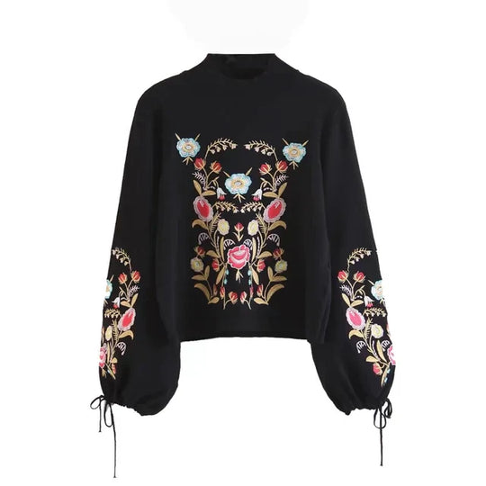 EB | Gestickter Blumenpullover