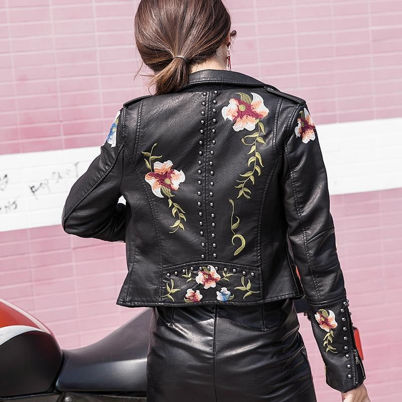 EB | Bestickte Frauen Kunstleder Bikerjacke