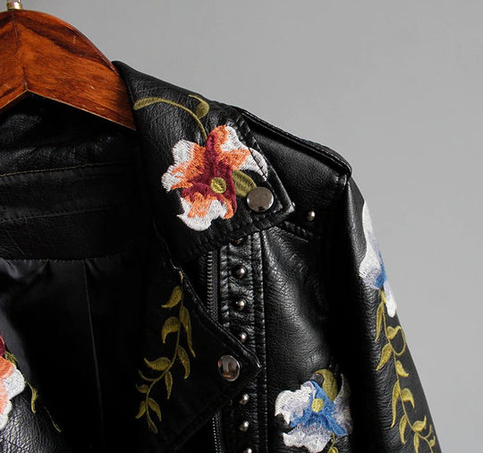 EB | Bestickte Frauen Kunstleder Bikerjacke