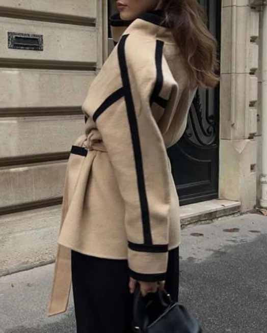 EB | Lässige Schnürjacke