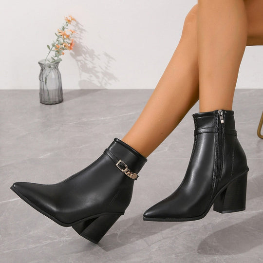 Elegante Stiefel mit seitlichem Reißverschluss und Blockabsatz EB