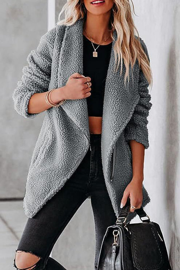 EB | lässige Lammlederjacke mit Reißverschlusstaschen und Kastenveloursjacke