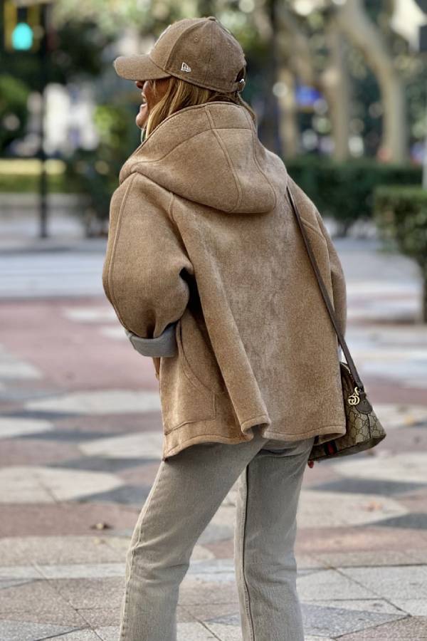 EB | Neopren Braun Gummi Jacke