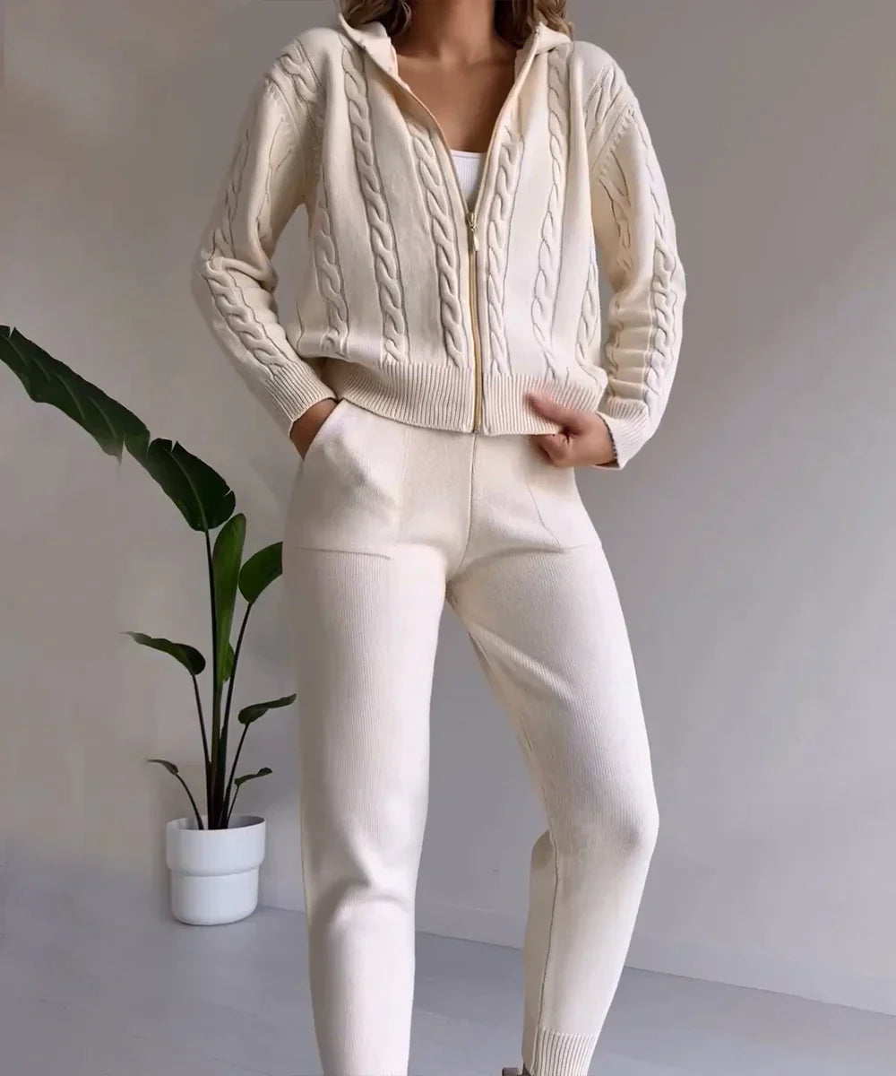 EB | Satz Aus Twist Jacquard Pullover und Strickjacke