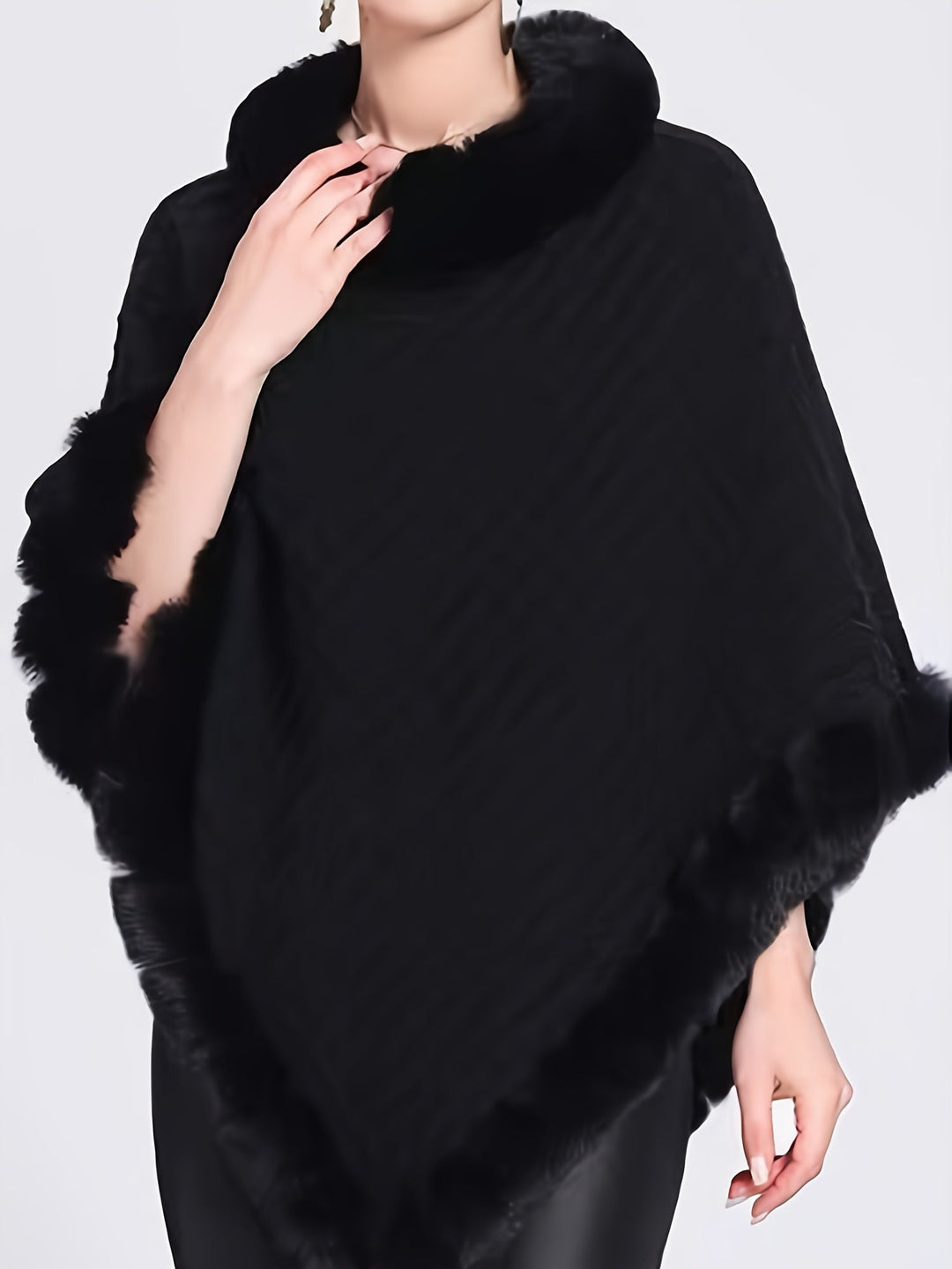 EB | Poncho mit Pelzdetails Acrylmix Elegante Struktur
