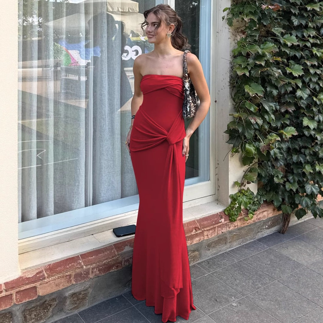 EB | Einfarbiges ärmelloses Kleid mit hoher Taille und Ein-Wort-Ausschnitt