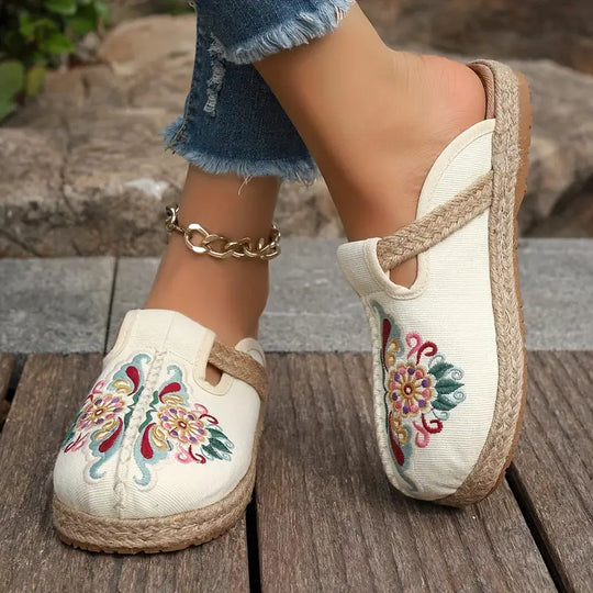 Flache Schuhe für Frauen mit floralem Muster EB