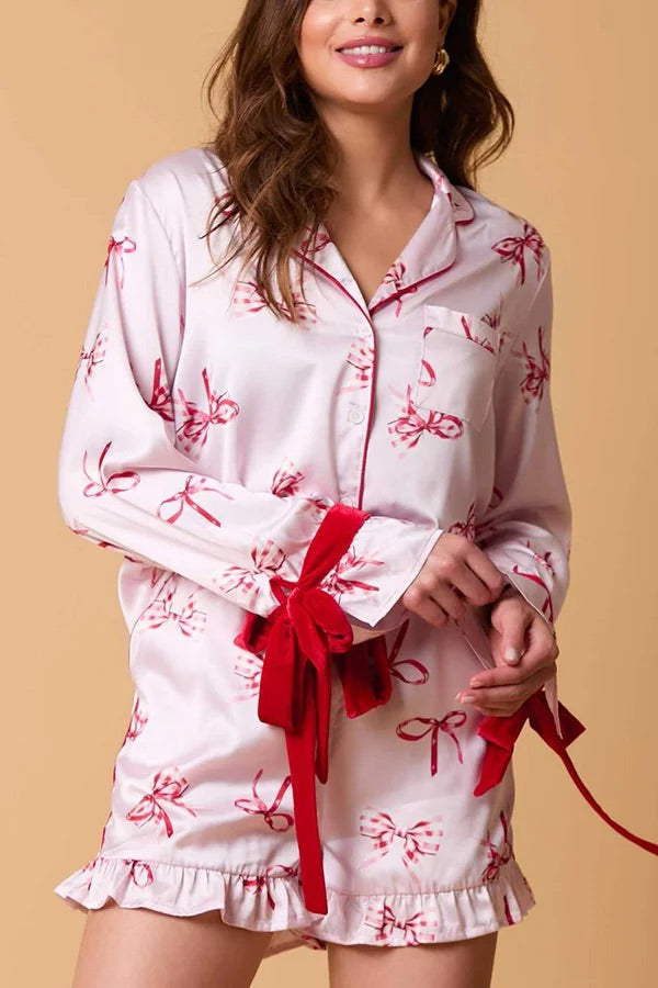 EB | Weihnachten Mode Gedruckte Fliege Oberteil und Elastischer Taillen Rüschenshorts Set