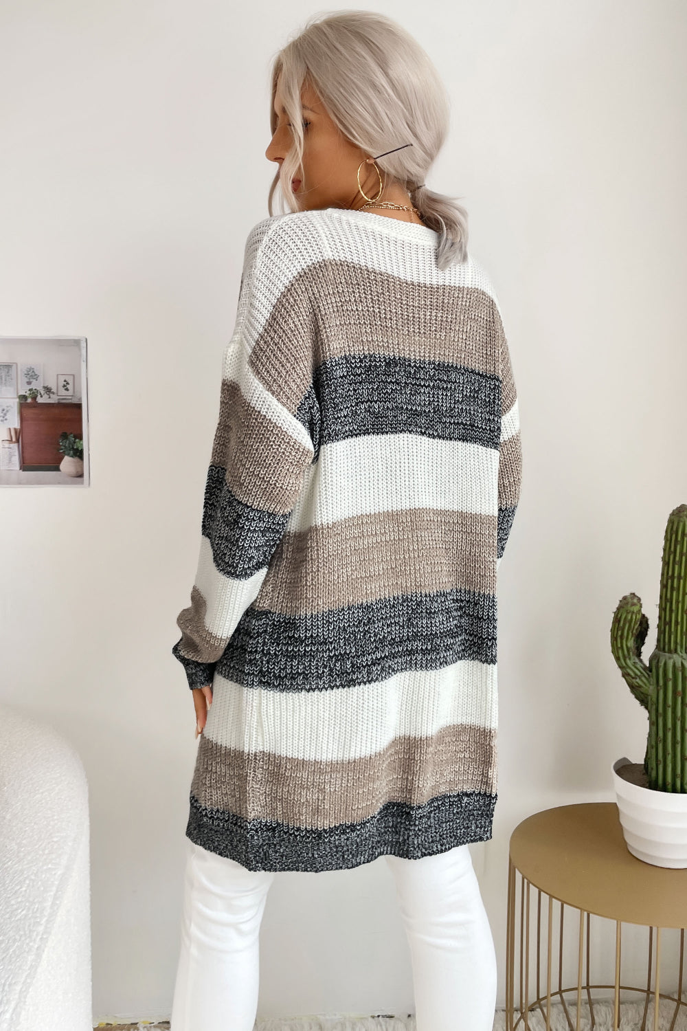 EB | Einfache und Stilvolle Strickjacke