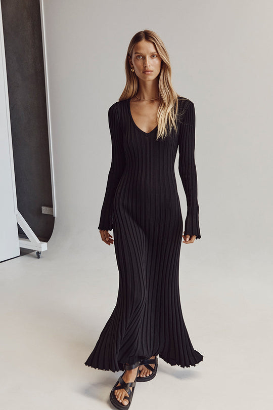 EB | Bequemes Gestricktes Damen Midi Kleid mit V-Ausschnitt