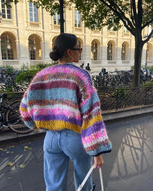 EB | Gestreifter offener Pullover