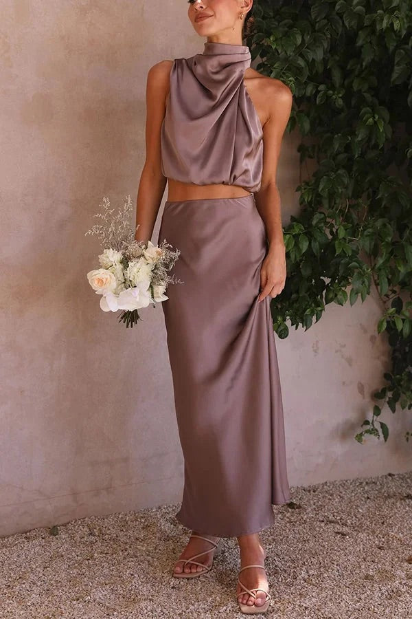 EB | Solch Eine Stimmung Hochgeschlossene Satin Drapiert Maxirock Set